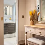 Luxury 1 Bedroom Converted Stable, Self-catering Near Superb Kinsale