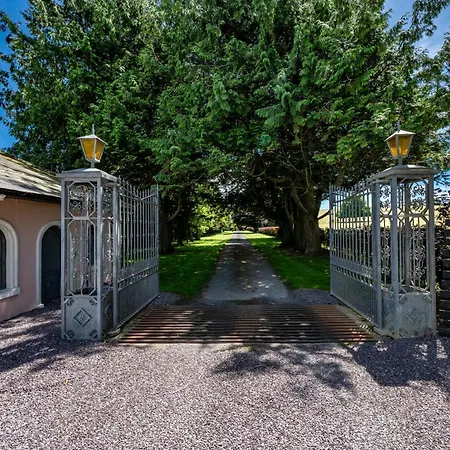 Сasa de vacaciones Pallastown House Courtyard *